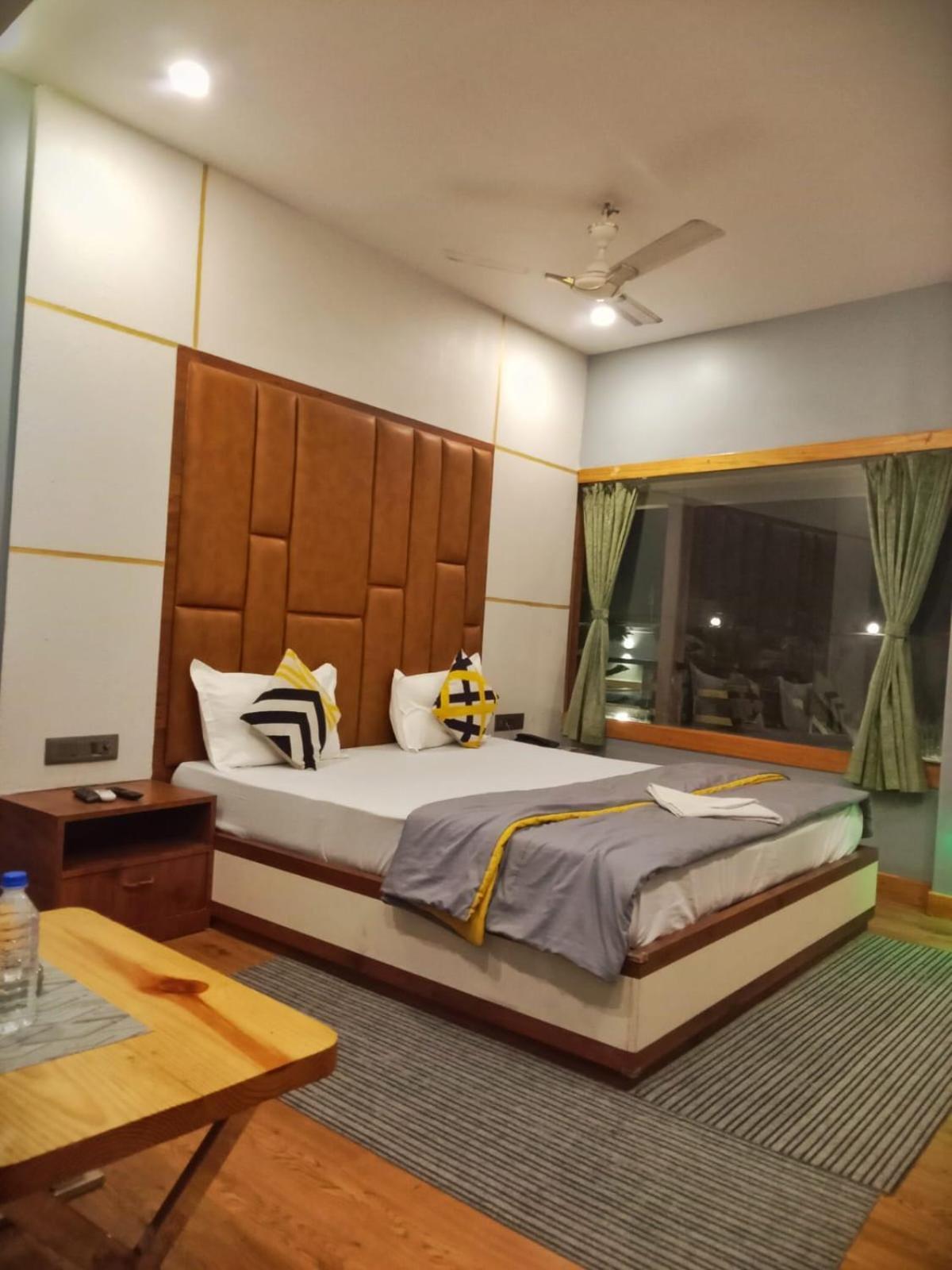 The Promise Hotel And Resort Tajpur Luaran gambar