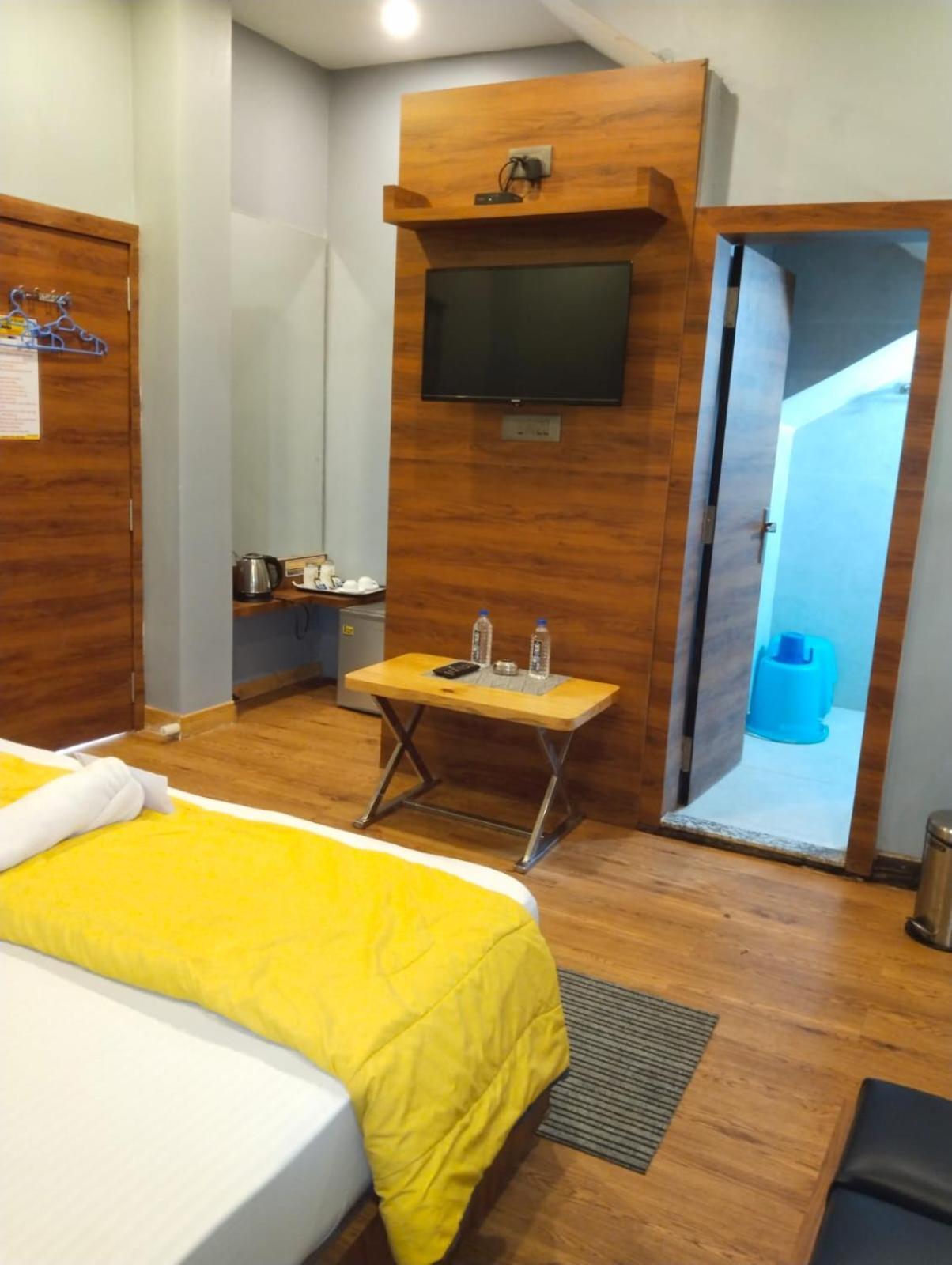 The Promise Hotel And Resort Tajpur Bilik gambar